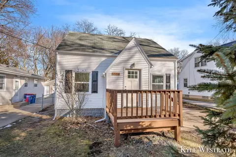 1550 Covell Ave NW, Grand Rapids, MI 49504