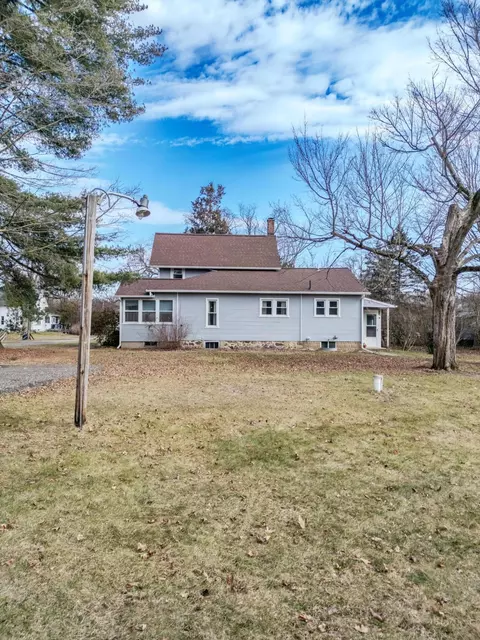 Exterior - 211 3rd St, Munith, MI 49259 photo 9 of 10