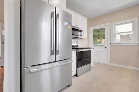 Kitchen - 211 3rd St, Munith, MI 49259 photo 4 of 4