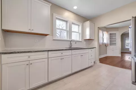 Kitchen - 211 3rd St, Munith, MI 49259 photo 2 of 4