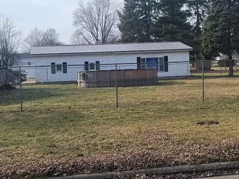 355 Roosevelt St, Bronson, MI 49028 photo 3