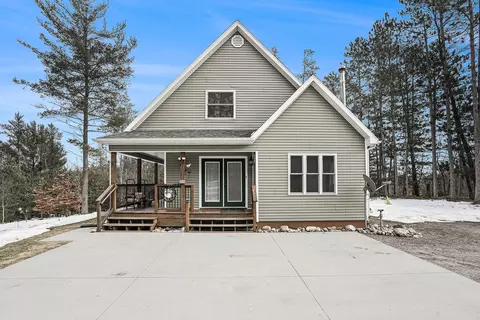 9292 E Old M-63, Luther, MI 49656
