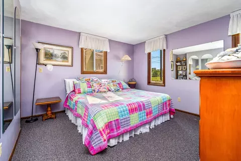 Bedroom - 650 Tomahawk Trl, Coldwater, MI 49036 photo 2 of 3