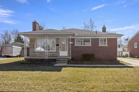 25593 Ridgeway St, Dearborn Heights, MI 48127