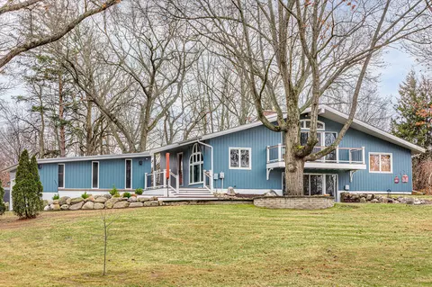 7785 Jefferson Rd, Brooklyn, MI 49230