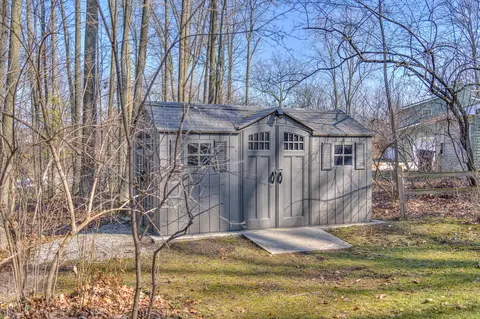4091 Spring Arbor Rd, Jackson, MI 49201 photo 32