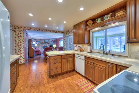 4091 Spring Arbor Rd, Jackson, MI 49201 photo 14