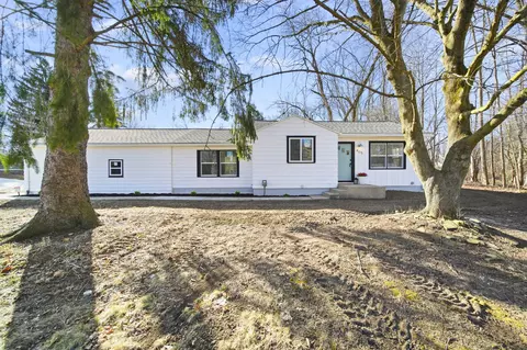 405 Burt Ave, Jackson, MI 49201