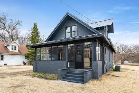 230 Newburn Dr, Battle Creek, MI 49037
