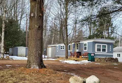 19161 Orchard St, Tustin, MI 49688