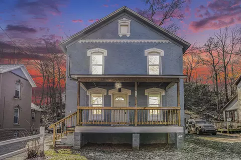 213 W Maple St, Kalamazoo, MI 49001