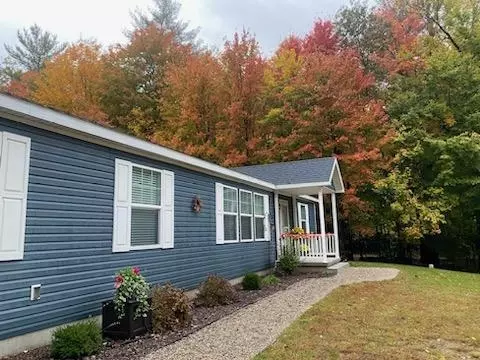 Exterior - 5953 E 48th St, Newaygo, MI 49337 photo 2 of 25