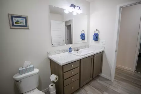 Bath - 5953 E 48th St, Newaygo, MI 49337 photo 5 of 6