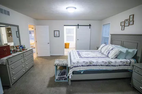 Bedroom - 5953 E 48th St, Newaygo, MI 49337 photo 3 of 7
