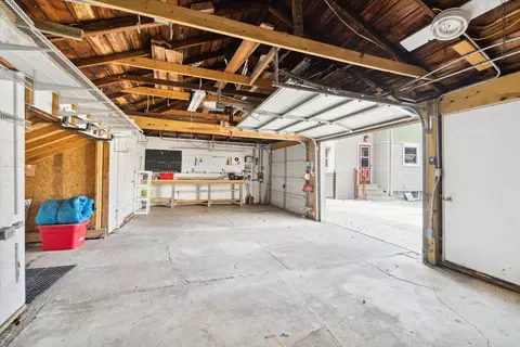 Exterior - 411 Seventh St, Jackson, MI 49201 photo 6 of 17