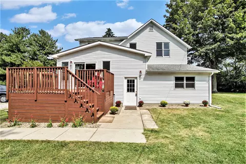 5596 Sawyer Rd, Sawyer, MI 49125