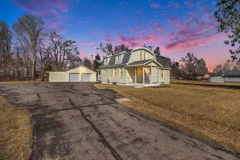 2807 Hamstead Way, Jackson, MI 49201