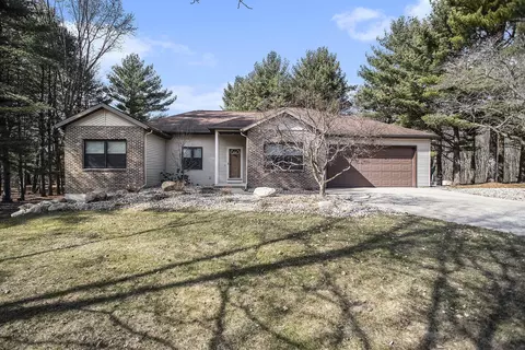 145 Pheasantwood Trl, Battle Creek, MI 49017