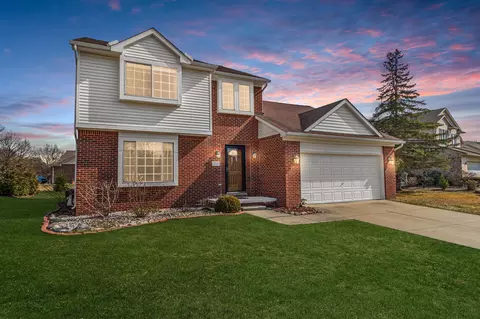 395 Tyler Ln, Canton, MI 48188
