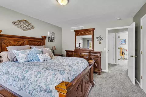 Bedroom - 11222 Baker Rd, Jerome, MI 49249 photo 4 of 5