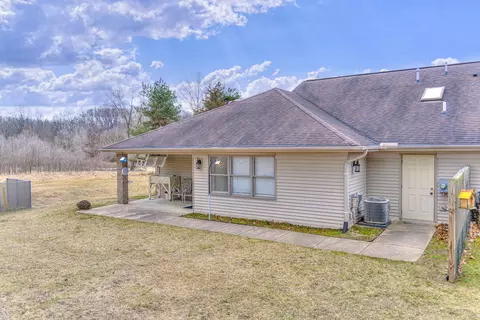 5504 Donavon Dr, Jackson, MI 49201 photo 5