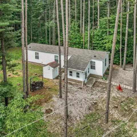 Exterior - 8143 Pine Ridge Rd, Camden, MI 49232 photo 6 of 6