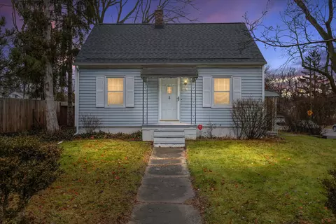 66 N Hewitt Rd, Ypsilanti, MI 48197