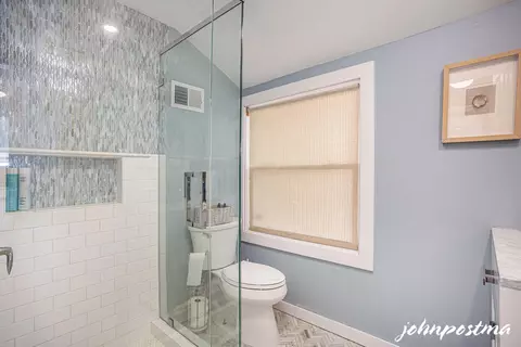 Bath - 6745 Golf Side Ct, Saranac, MI 48881 photo 2 of 3