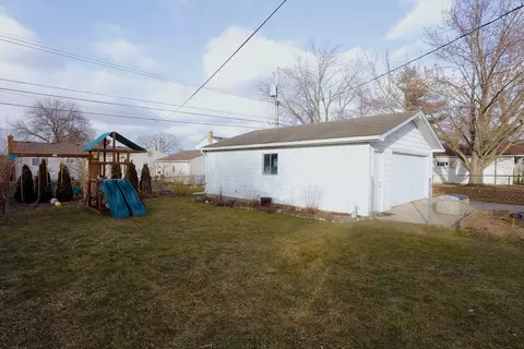 227 Tower, Saline, MI 48176 photo 4