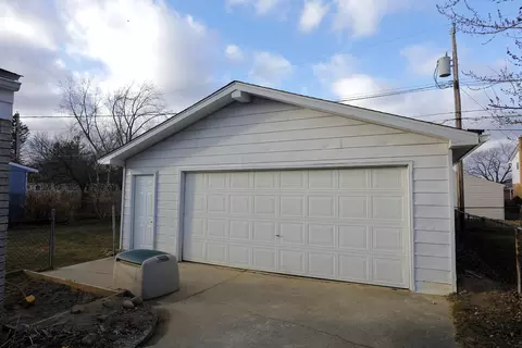 227 Tower, Saline, MI 48176 photo 3