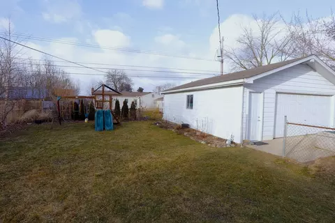 227 Tower, Saline, MI 48176 photo 5