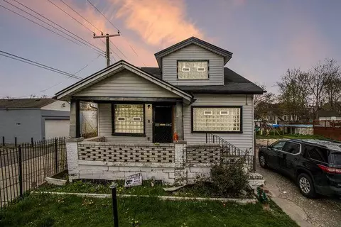 9527 Mendota St, Detroit, MI 48204