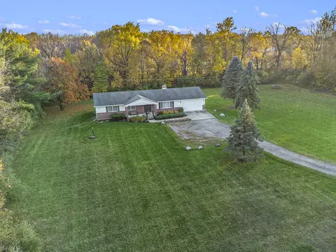 1464 Shevchenko Dr, Ann Arbor, MI 48103