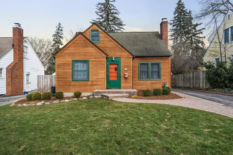 719 Hutchins Ave, Ann Arbor, MI 48103