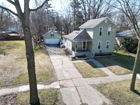511 Jones St, Ionia, MI 48846