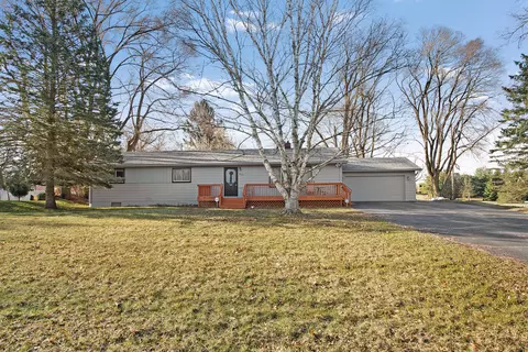 445 Helen, Highland, MI 48357
