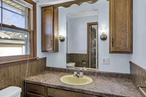 Bath - 1216 Forest Ave, Jackson, MI 49201 photo 1 of 3