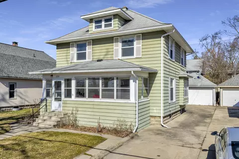 Exterior - 1216 Forest Ave, Jackson, MI 49201 photo 4 of 8