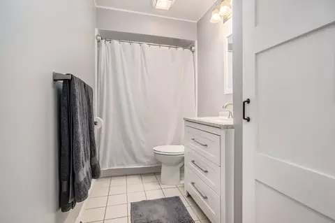 Bath - 51759 M-40, Marcellus, MI 49067 photo 1 of 1