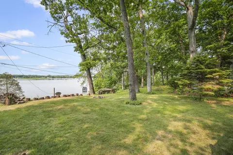 Exterior - 509 Morris Dr, Jackson, MI 49201 photo 13 of 16