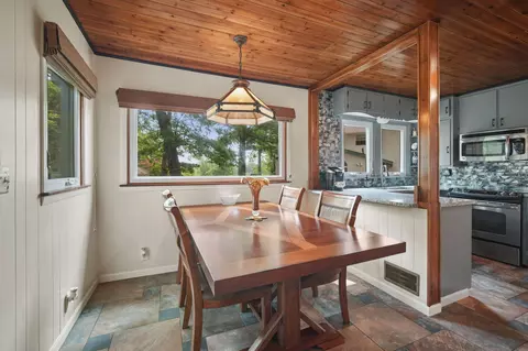 Dining - 509 Morris Dr, Jackson, MI 49201 photo 1 of 1