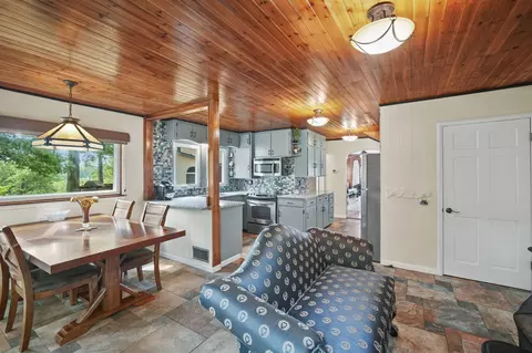 Other - 509 Morris Dr, Jackson, MI 49201 photo 2 of 6