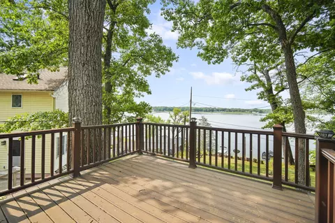 Exterior - 509 Morris Dr, Jackson, MI 49201 photo 8 of 16