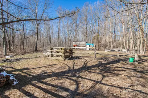 Exterior - 7133 Johnson Rd, Coloma, MI 49038 photo 7 of 9