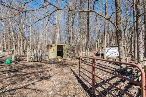Exterior - 7133 Johnson Rd, Coloma, MI 49038 photo 9 of 9