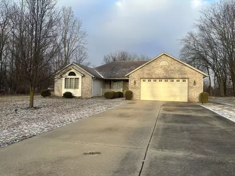 171 Hilltop Trl, East Leroy, MI 49051