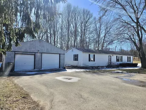66469 Red Arrow Highway Hwy, Hartford, MI 49057