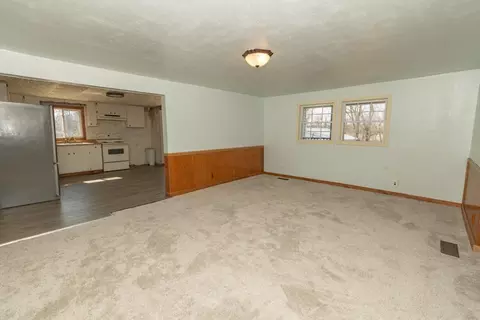 Bedroom - 11703 Shavehead Lake Rd, Constantine, MI 49042 photo 1 of 6