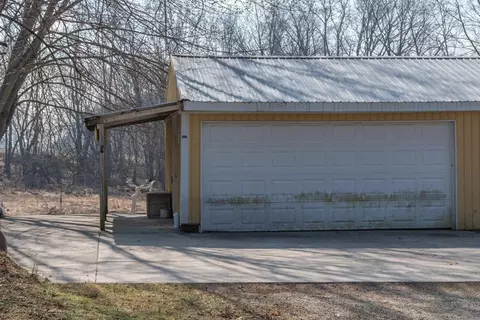 Exterior - 11703 Shavehead Lake Rd, Constantine, MI 49042 photo 6 of 24