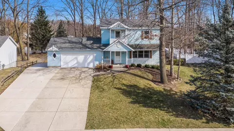 6760 Estate Dr SW, Byron Center, MI 49315